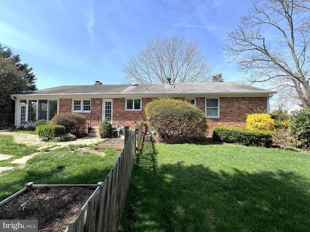 1201 ALLENDALE RD, Mclean, VA 22101