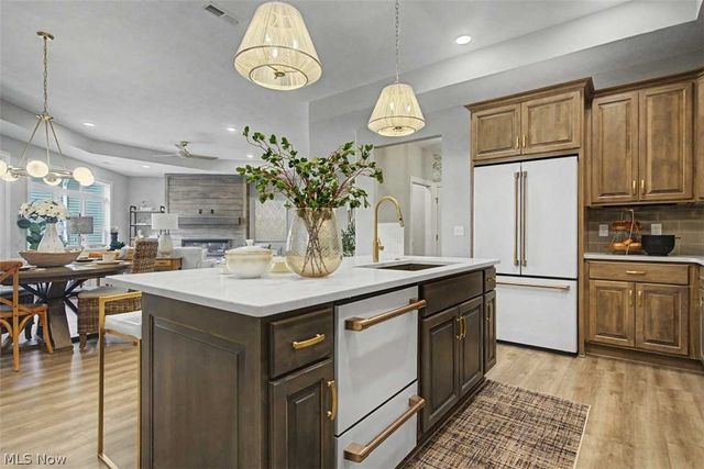 4304 Evergreen Court, North Canton, OH 44720