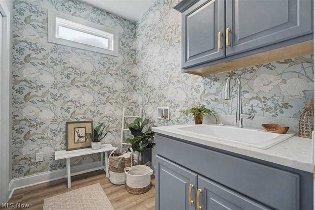 4304 Evergreen Court, North Canton, OH 44720