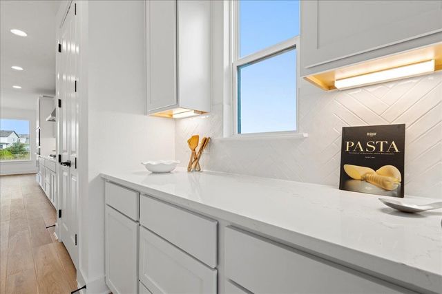 8700 Olmsted WAY, Austin, TX 78747