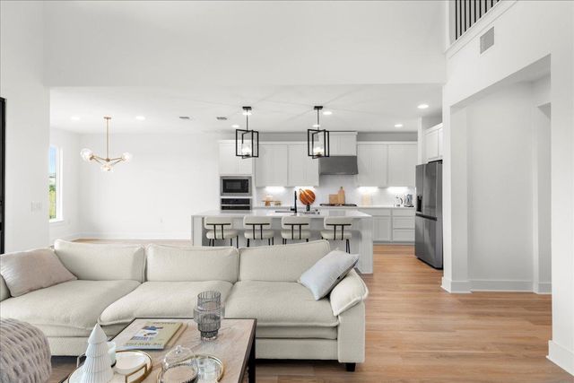 8700 Olmsted WAY, Austin, TX 78747