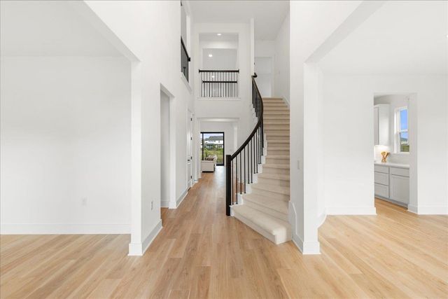 8700 Olmsted WAY, Austin, TX 78747