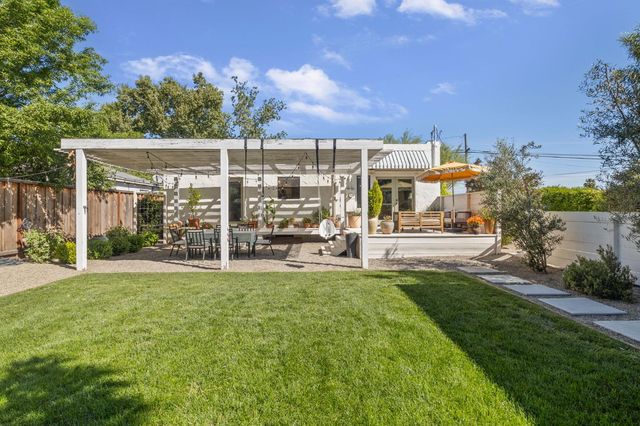 1910 East Ave, Turlock, CA 95380