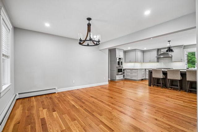 202 Freeman Rd, Charlton, MA 01507