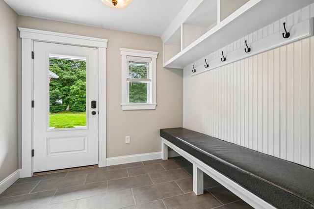 202 Freeman Rd, Charlton, MA 01507