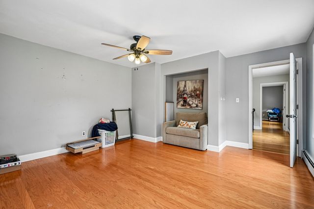 202 Freeman Rd, Charlton, MA 01507