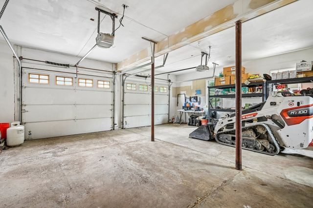 202 Freeman Rd, Charlton, MA 01507