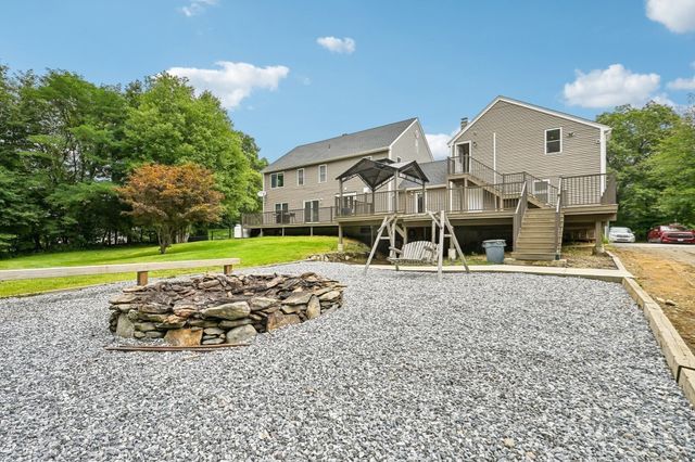 202 Freeman Rd, Charlton, MA 01507