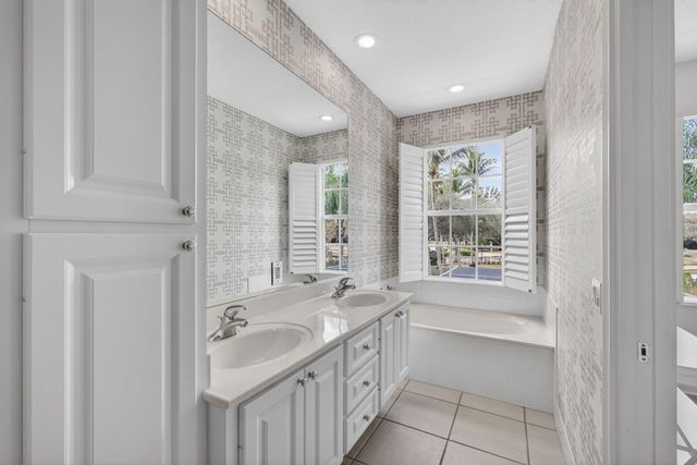 355 Salinas Drive, Palm Beach Gardens, FL 33410