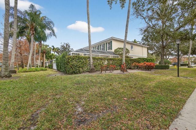 355 Salinas Drive, Palm Beach Gardens, FL 33410