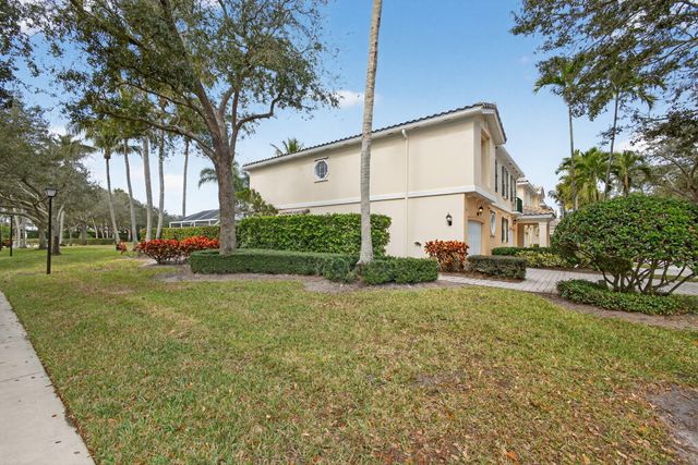 355 Salinas Drive, Palm Beach Gardens, FL 33410