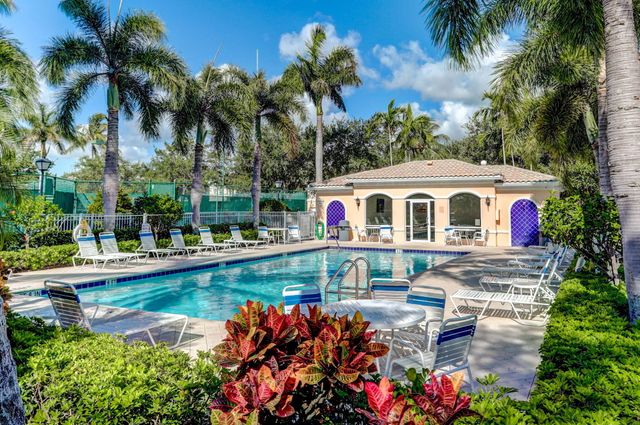 355 Salinas Drive, Palm Beach Gardens, FL 33410