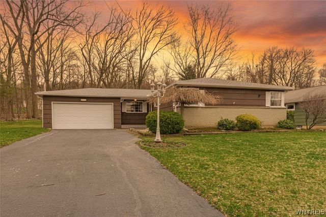 972 Hillside Drive, Lewiston, NY 14092