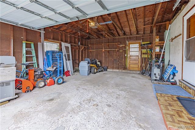 972 Hillside Drive, Lewiston, NY 14092