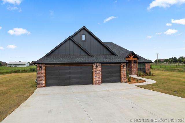 13623 N 58th East Avenue, Collinsville, OK 74021