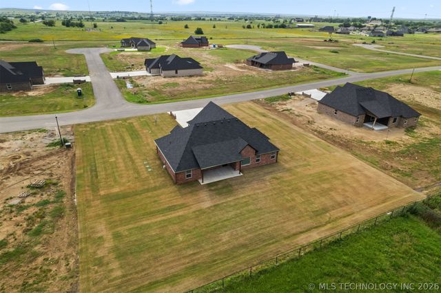 13623 N 58th East Avenue, Collinsville, OK 74021