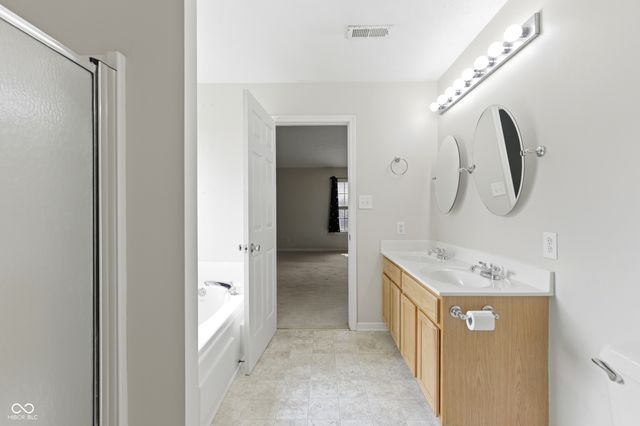 1284 Summer Ridge Lane, Brownsburg, IN 46112