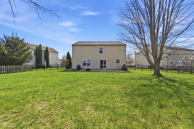 1284 Summer Ridge Lane, Brownsburg, IN 46112