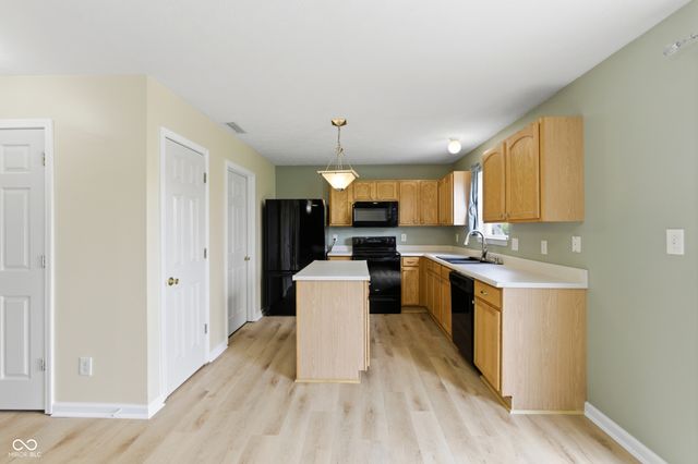 1284 Summer Ridge Lane, Brownsburg, IN 46112