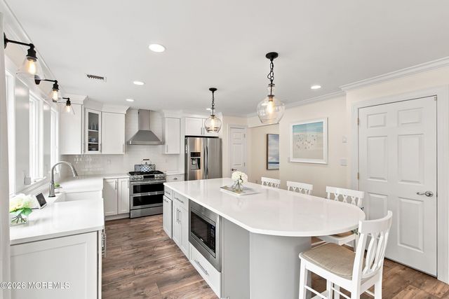 8 Carrie Drive, Howell, NJ 07731