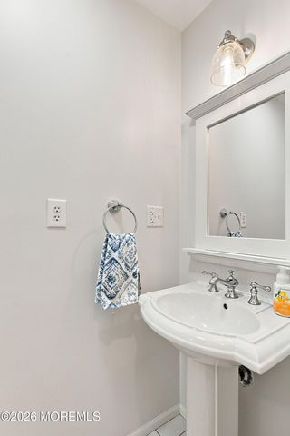 8 Carrie Drive, Howell, NJ 07731