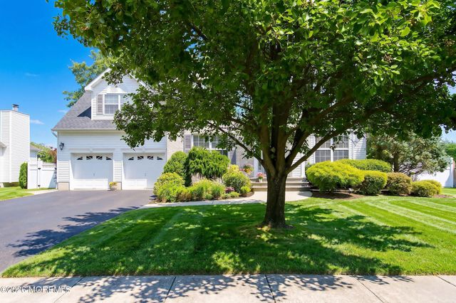 8 Carrie Drive, Howell, NJ 07731