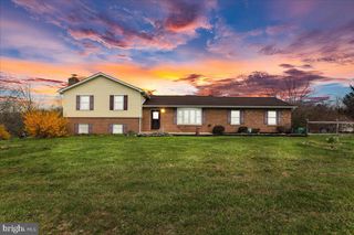 4045 N STONE RD, Taneytown, MD 21787