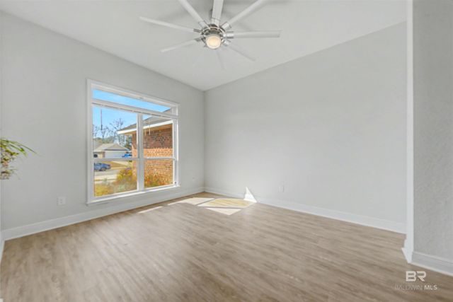 23121 Ridgewood Drive, Robertsdale, AL 36567