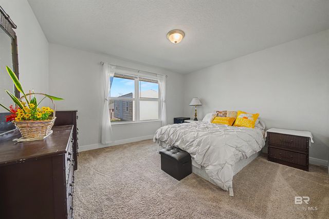 23121 Ridgewood Drive, Robertsdale, AL 36567