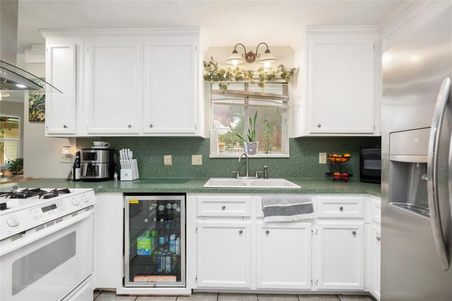 2603 Grape Lane, Pasadena, TX 77502