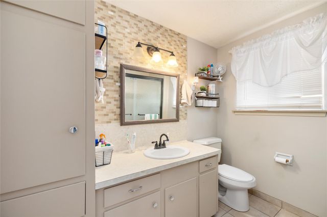 2603 Grape Lane, Pasadena, TX 77502