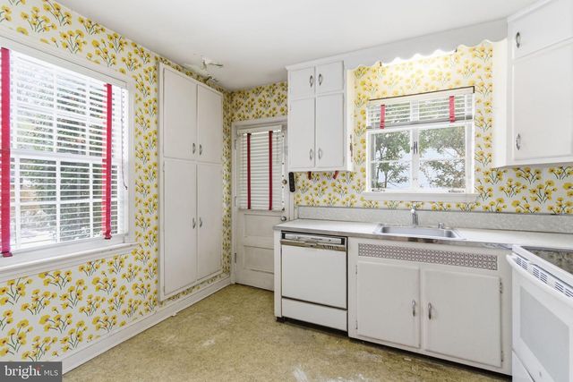 7408 WYNDALE LN, Chevy Chase, MD 20815