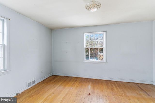 7408 WYNDALE LN, Chevy Chase, MD 20815