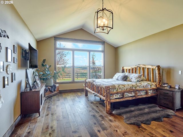 38252 S BLAIR Rd, Molalla, OR 97038