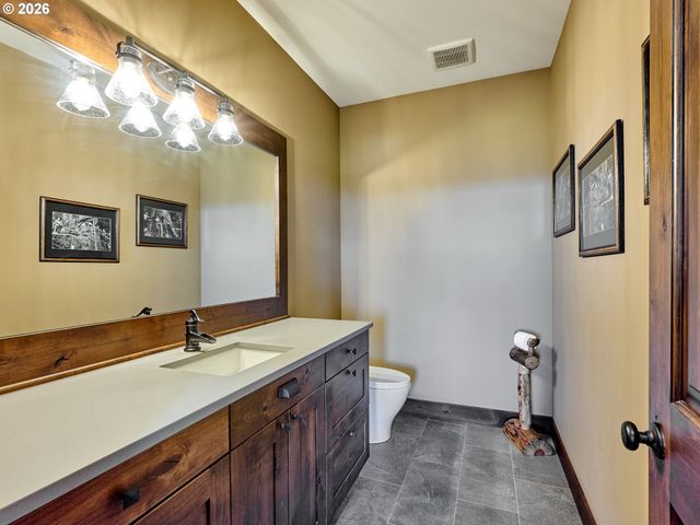 38252 S BLAIR Rd, Molalla, OR 97038