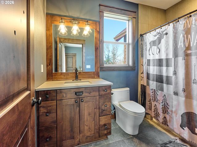 38252 S BLAIR Rd, Molalla, OR 97038