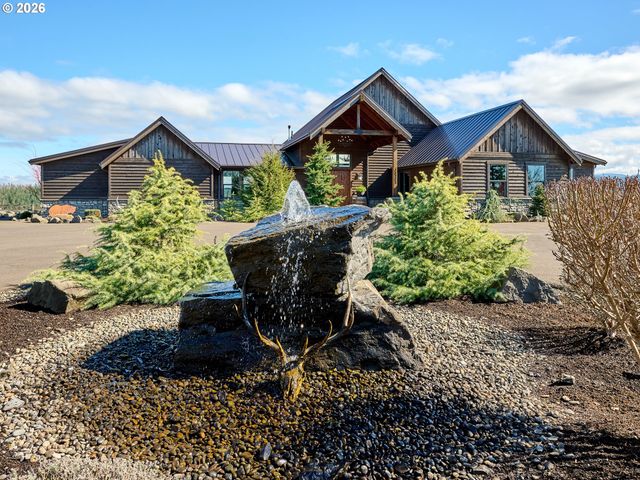 38252 S BLAIR Rd, Molalla, OR 97038