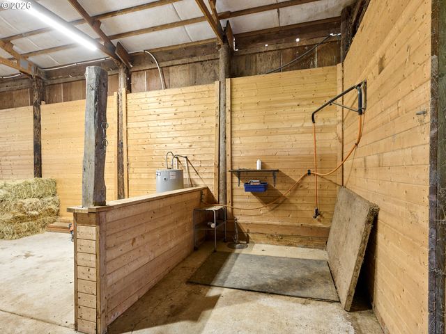 38252 S BLAIR Rd, Molalla, OR 97038