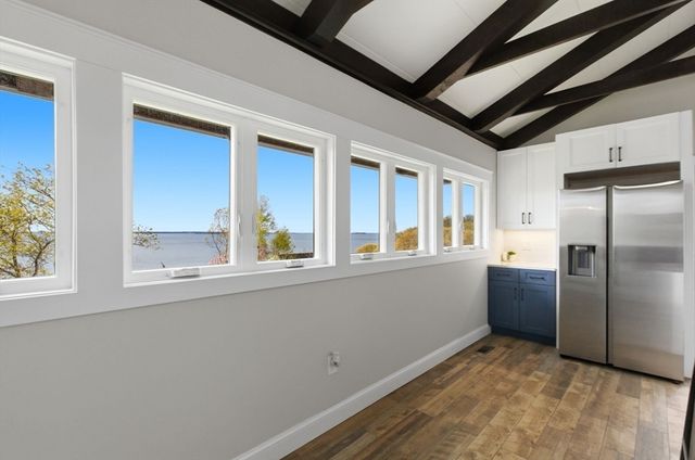 106 Rocky Hill Rd, Plymouth, MA 02360