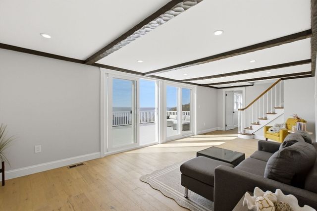 106 Rocky Hill Rd, Plymouth, MA 02360