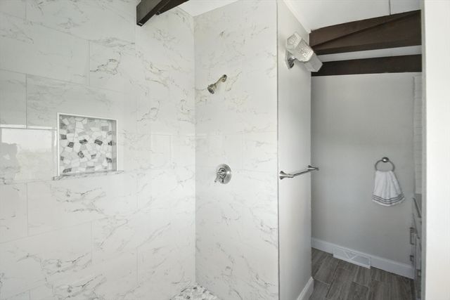 106 Rocky Hill Rd, Plymouth, MA 02360