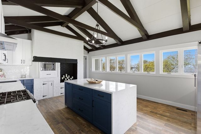 106 Rocky Hill Rd, Plymouth, MA 02360