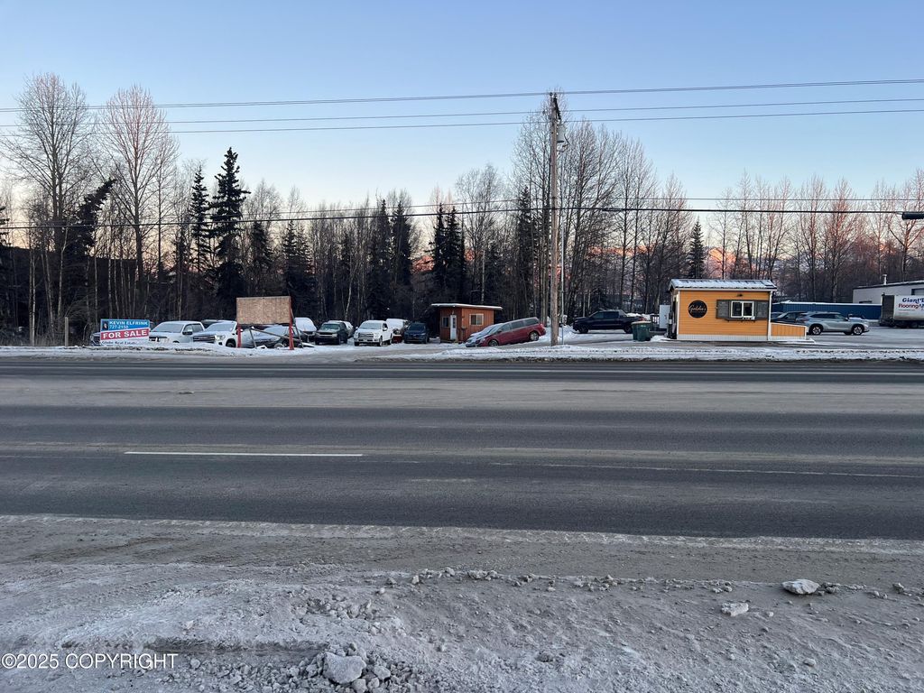 7651 Old Seward Highway, Anchorage, AK 99518