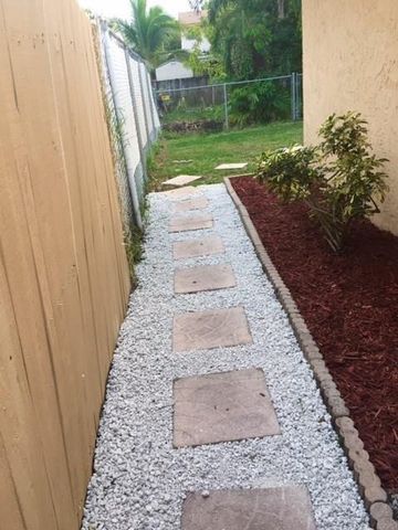 8002 SW 7th Court, North Lauderdale, FL 33068