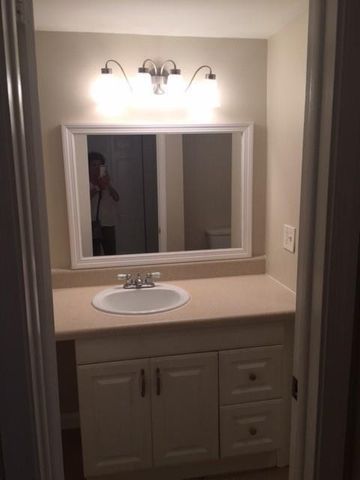 8002 SW 7th Court, North Lauderdale, FL 33068