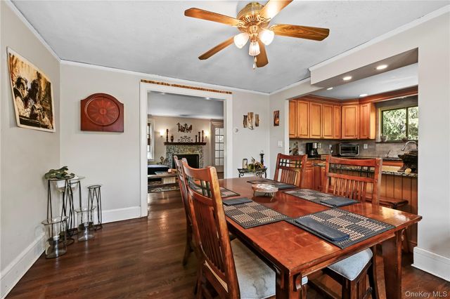 365 Old Mamaroneck Road, White Plains, NY 10605