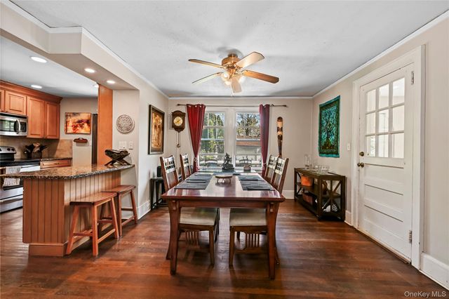 365 Old Mamaroneck Road, White Plains, NY 10605