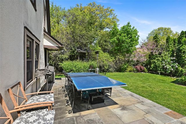 365 Old Mamaroneck Road, White Plains, NY 10605