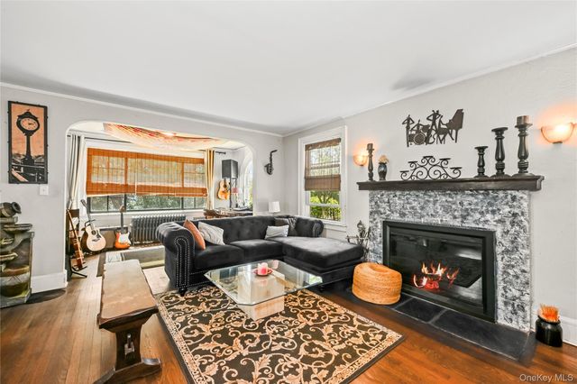 365 Old Mamaroneck Road, White Plains, NY 10605