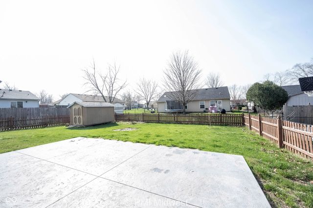 7657 Scatter Woods Lane, Indianapolis, IN 46239